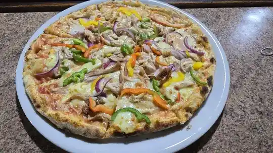 chickenpizza23k.webp